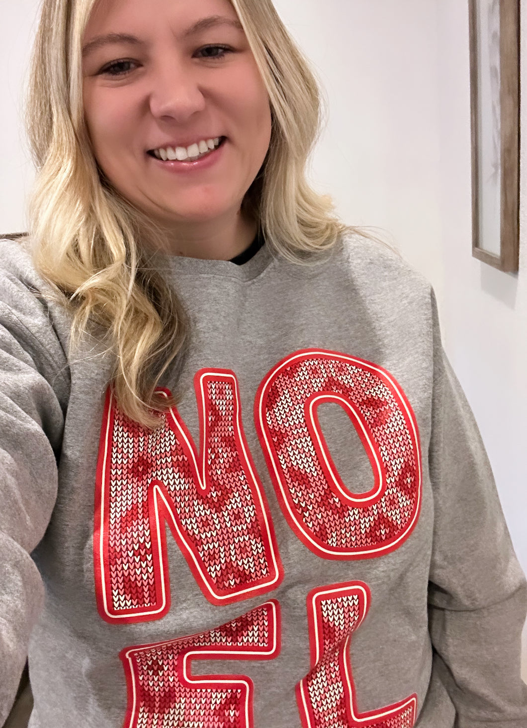 Noel Crochet Blanket Print Crewneck Sweatshirt