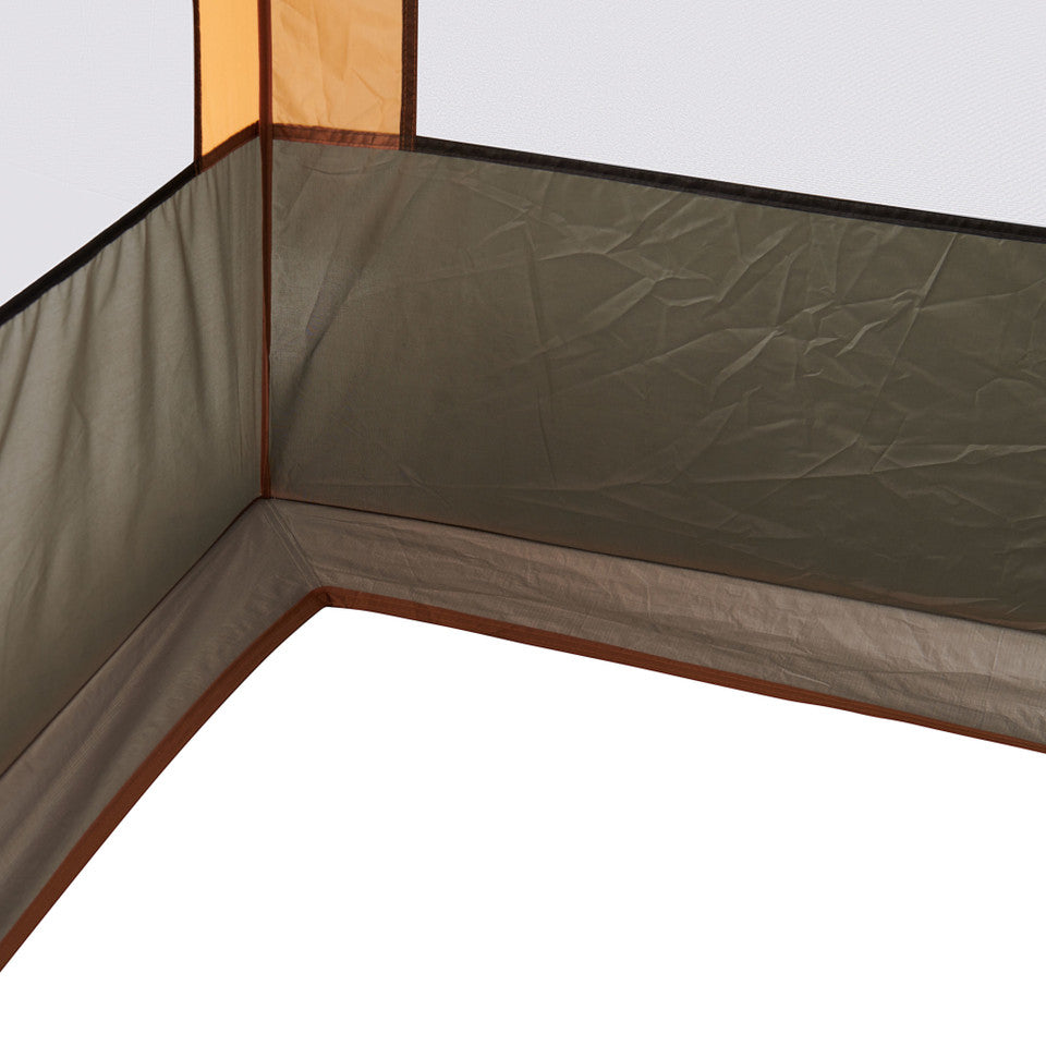 BREEZE-THRU SCREENHOUSE
